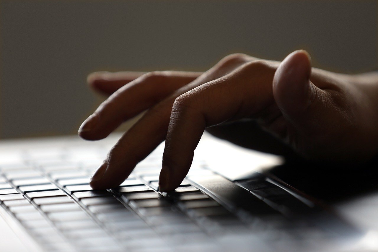 Apprendre à prompter : comment obtenir le résumé parfait d'un livre
